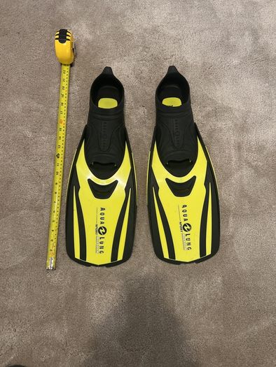 Snorkeling fins size 9-11