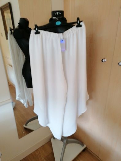 Women's Beach Trousers NWT SIZE L
