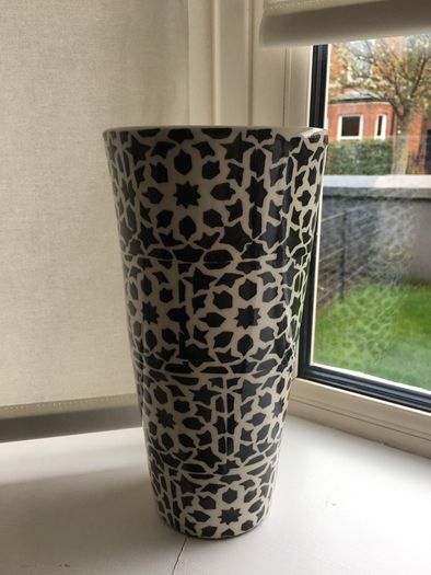 Black & cream Marks & Spencer Vase