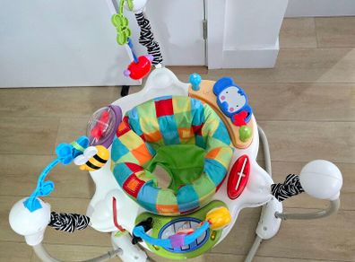 Jumperoo/Bouncer