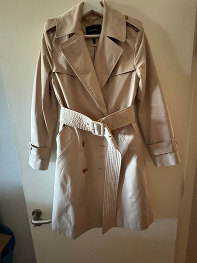 bcbgmaxazria trench coat camel
