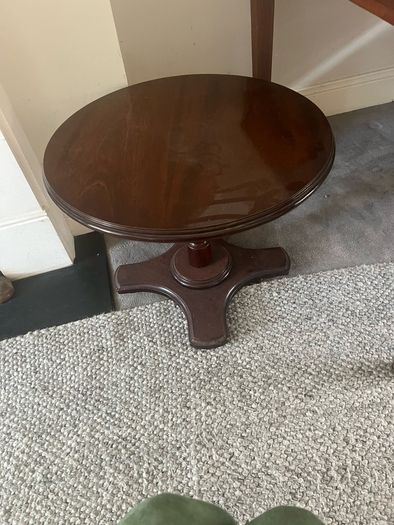 Mahagony table
