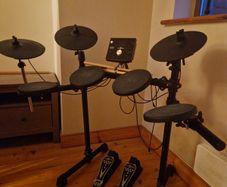 Electronic Drum Kit
