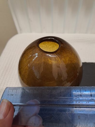3 amber Glass vases