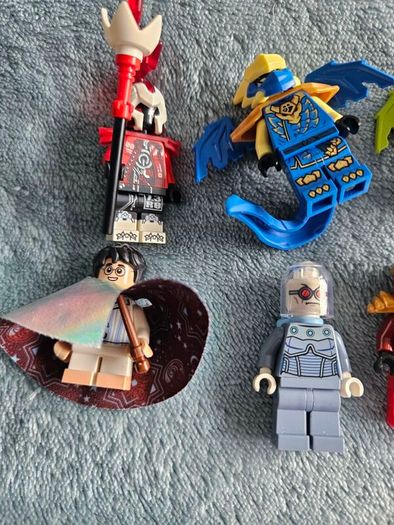 lego minifigures