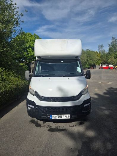 Iveco Daily 2015 Luton /Tail lift ( LOW MILEAGE)