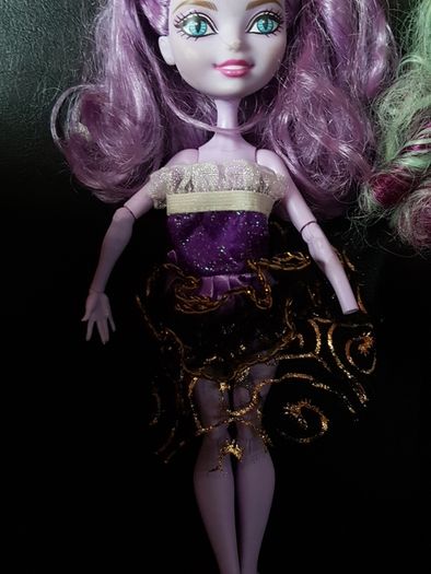 Ever after high dolls
