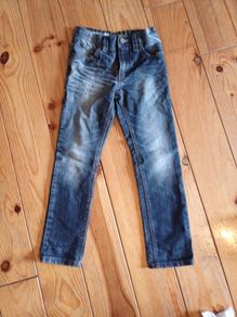 Age 7 NEXT Faded Jeans