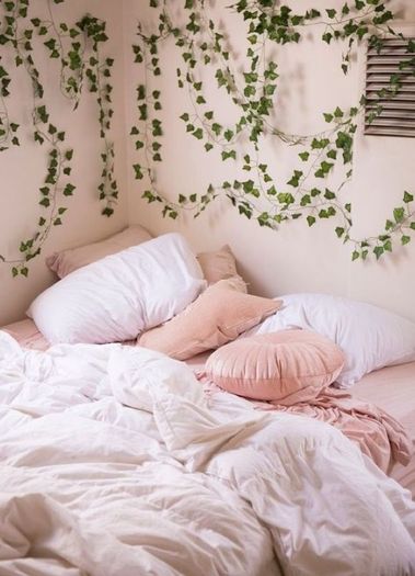ivy garlands