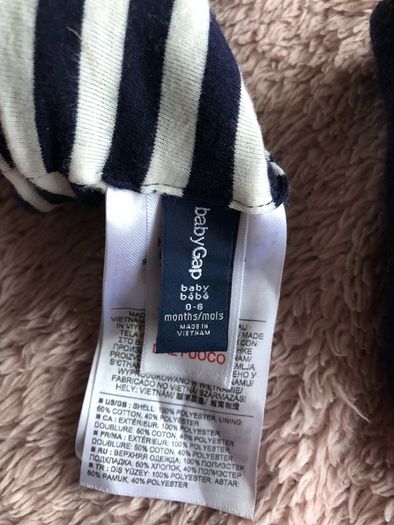 baby GAP gloves