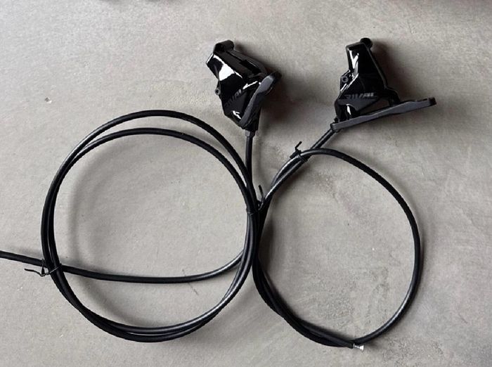 SRAM Rival eTap AXS HRD Shifters & Brake Calipers Excellent Condition