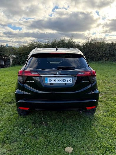 Honda Vezel Hybrid 1.5L