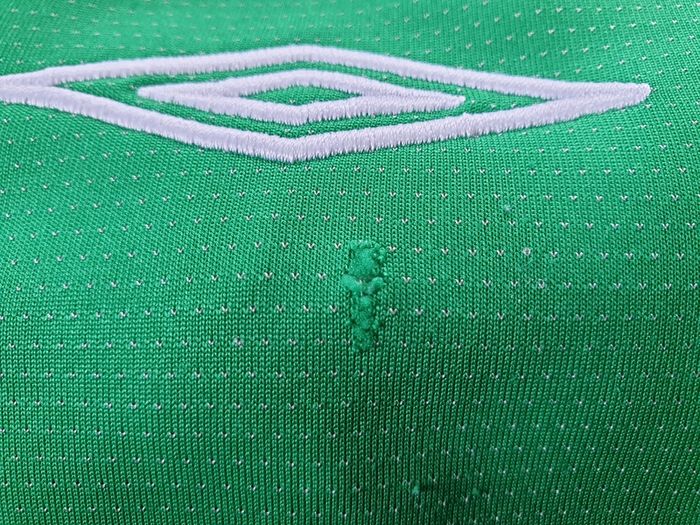 Northern Ireland Football Club Home Jersey 2004 to 2005 Extra Large Adult Umbro XL