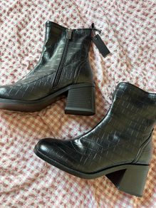 Black SCHUH Boots