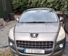 Peugeot1.6 D 3008  whole car repair or spares.