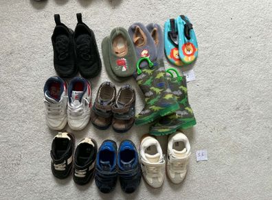 Toddler shoes size 5