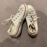 white ladies converse size 37 euro Image 5