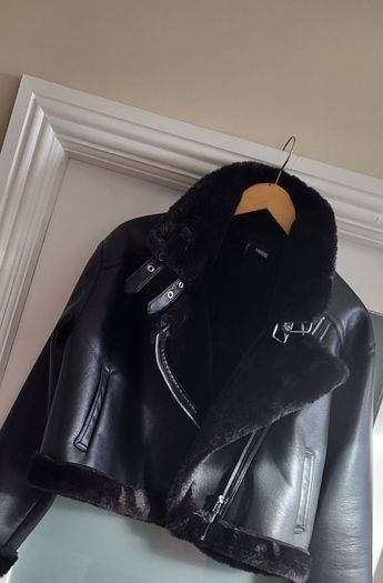 H&M Black faux leather & fur cropped biker jacket Sz M (Fit 12-14UK) Rrp 89.99