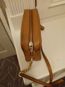 handbag  micheal kors tan leather crossbody very god condition