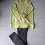 Girls jumper and jeans Image 10