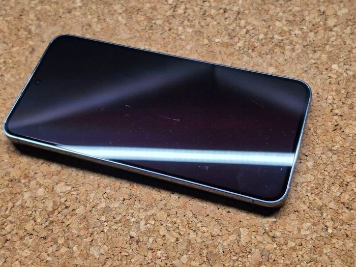 Samsung Galaxy S23 256GB Unlocked + Extras