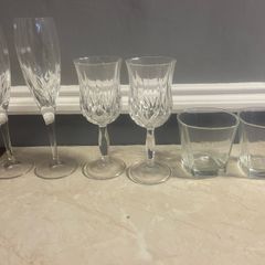 Crystal Cut Flutes, Wine Glasses & Tullamore Dew Whiskey Tumblers (6 Pieces)