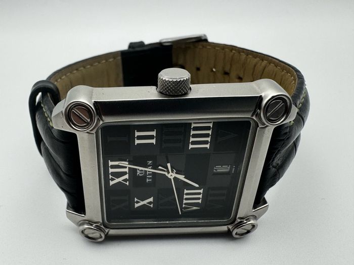 TITAN Purple watch