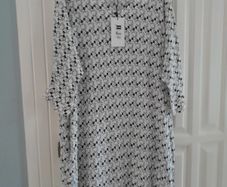 Caroline Donnelly Midi Dress New.