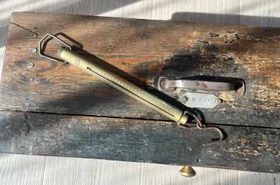 Antique Salter Fishing Scales 11lb