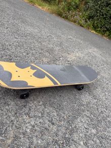 Skateboard