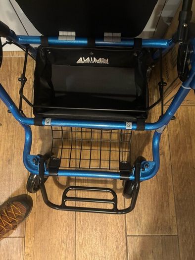Walking frame/aid