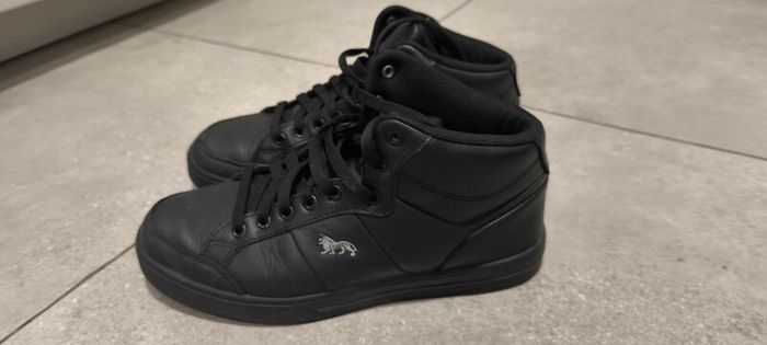 Lonsdale Boys Shoes Size 40