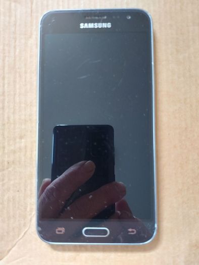 Samsung Galaxy J3(6) 2016, Model SM-J320FN, 8GB, in very good condition and working as should