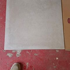 80x80 tiles ivory (5.76 m2)