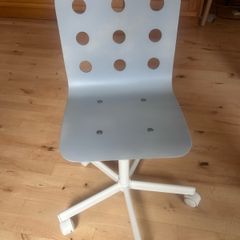 Ikea child desk chair