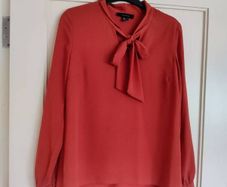 women's pussybow blouse