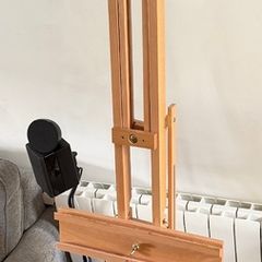 Artist studio easel