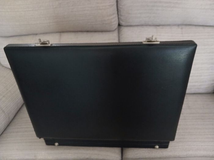 brief case