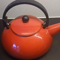 le creuset kettle