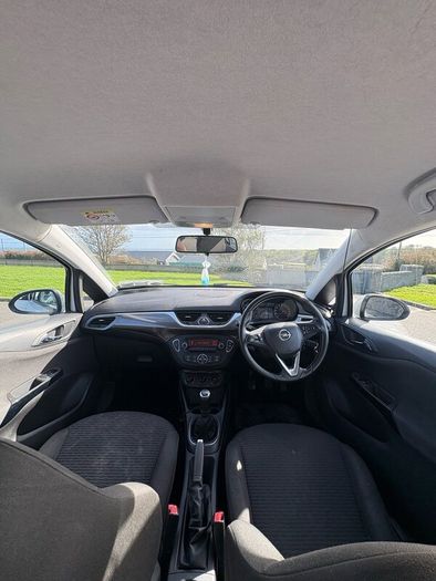 Opel Corsa 2016 1.4 Petrol 5DR