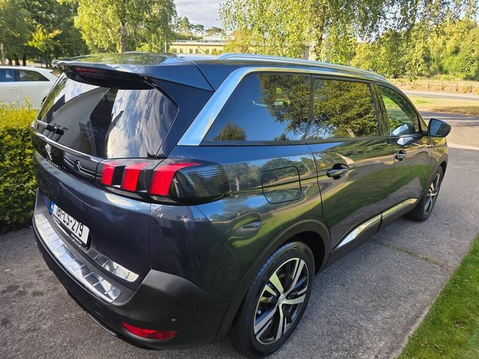 Peugeot 5008 Allure 2018