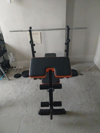weight bench