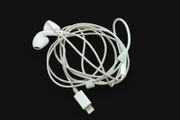 Apple EarPods with Lightning Connector