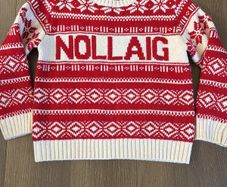 Leigh tucker Nollaig Jumper age 9-10