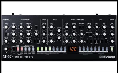 Roland SE-02 Studio Electronics