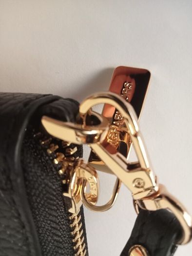 New Michael Kors Wallet