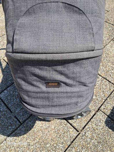 stroller/pram