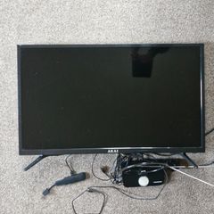 AKai smart 32" TV with Aerial ears and fire tv stick 4k