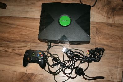Microsoft Xbox - Xbox Classic Orginal Console Xbox Dashboard Evolution 2001-2022