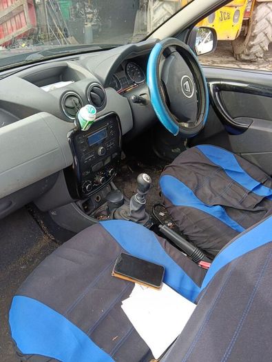 Breaking Dacia duster 2015